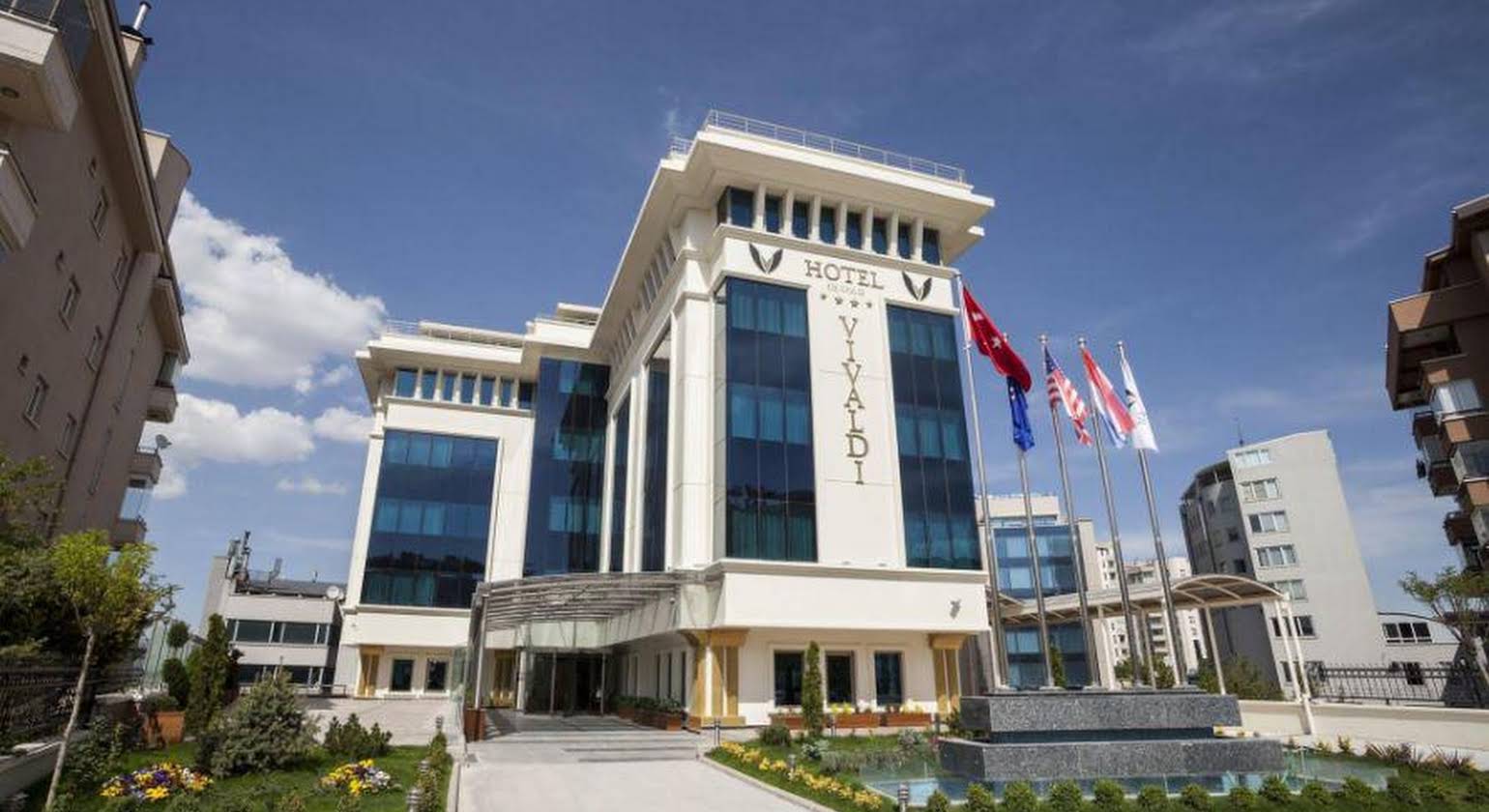 Vivaldi CE Gold Hotel